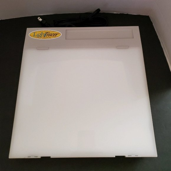 Light Box -  Light Tracer Box - Artograph Light Tracer - Picture 2 of 3